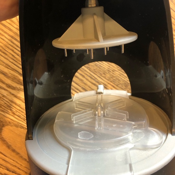 Pampered Chef Spiralizer - Picture 3 of 5